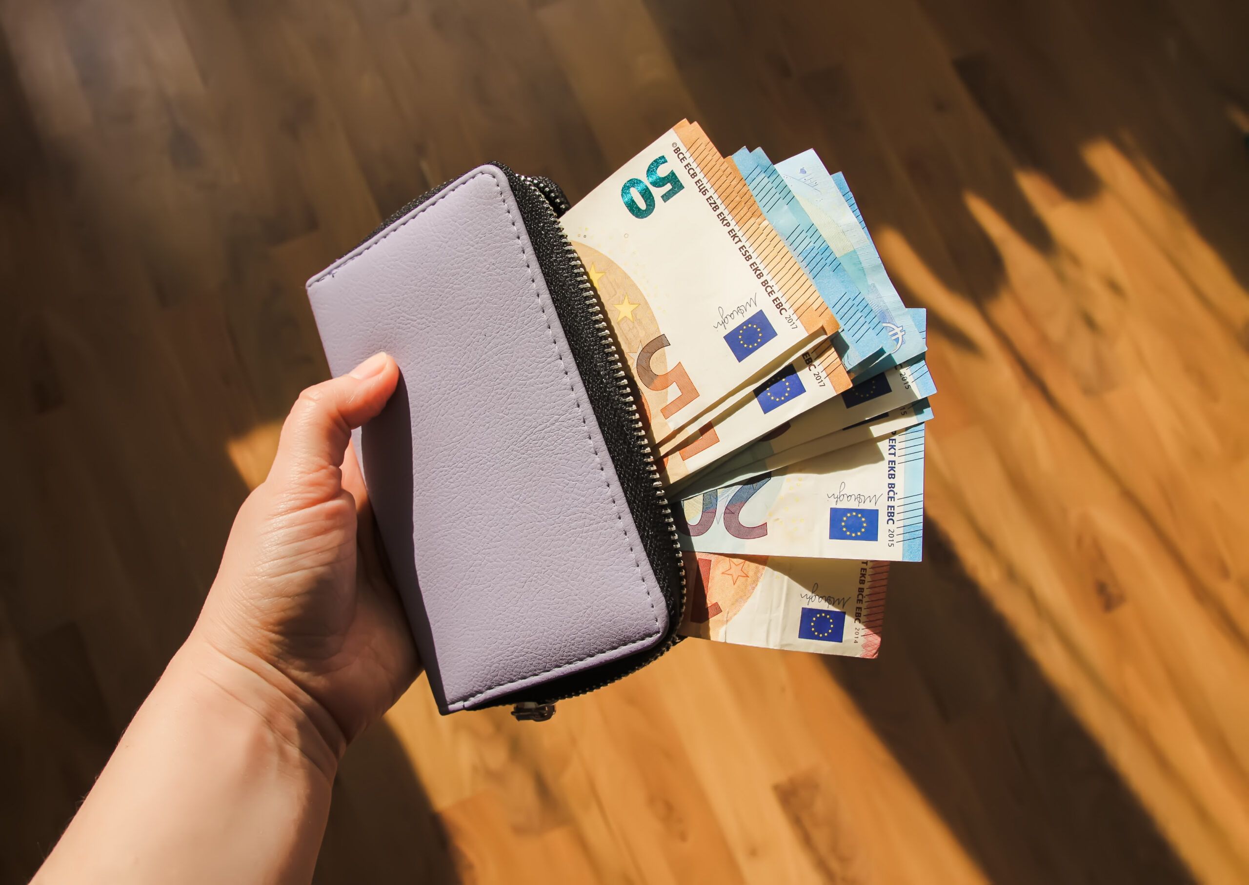 Illustration de l'article « Combien vaut vraiment un portefeuille de gestion pour une conciergerie ? »